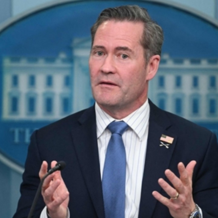 US urges direct talks after Trump offers to mediate Kashmir issue. India stands firm.