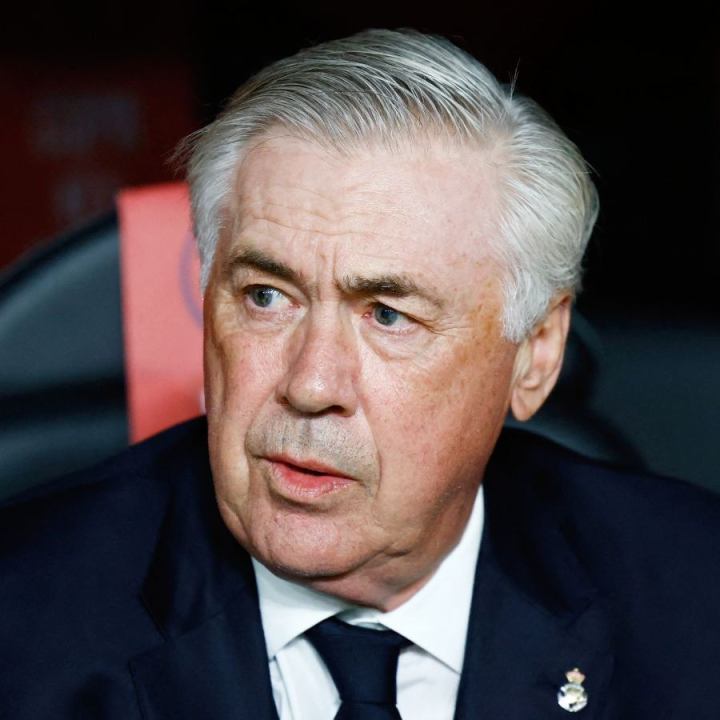 কার্লো আনচেলোত্তিই ব্রাজিলের নতুন কোচ হতে চলেছেন। সোমবার আনুষ্ঠানিক ভাবে এই ঘোষণা করে দিল পাঁচ বারের বিশ্বকাপজয়ীরা। দোরিভাল জুনিয়রের জায়গায় ব্রাজিলের কোচ হতে চলেছেন আনচেলোত্তি।