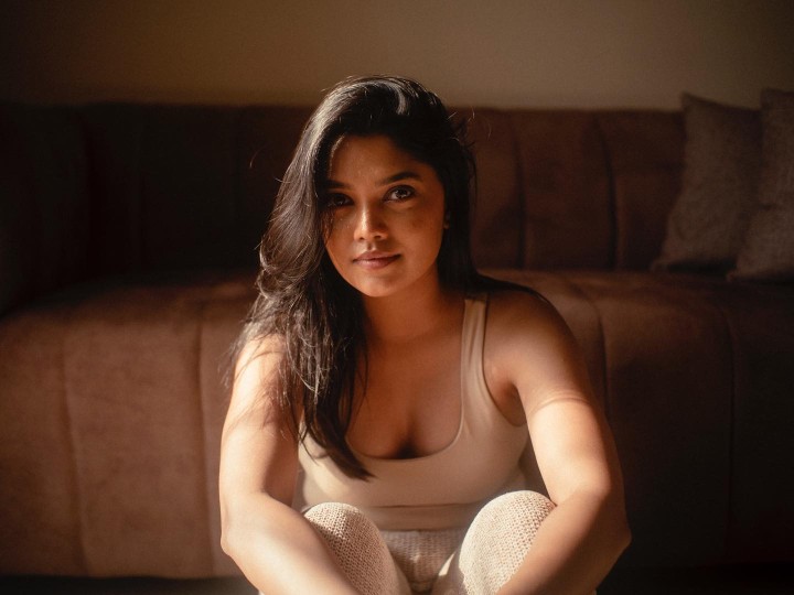Teri tasveer mere jeevan ki sabse badi ne'mat hai