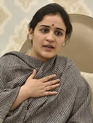 अपर्णा यादव