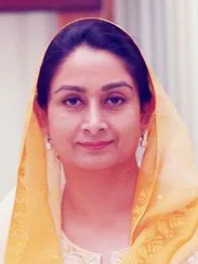 ஹர்சிம்ரத் கெளர் பாதல்