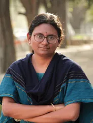 மீனாட்சி நடராஜன்