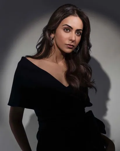 bollywood actress in black dress Rakul Preet Singh Looks Stunning Outfit Web Collection: 4th of July A-line V Neck Sleeveless COLOR:Chocolate