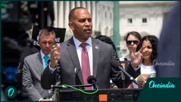 U.S BREAKING: Jeffries ACCUSES Republicans of Targeting Black Political Power in SCORE Act Clash