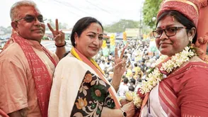 Rekha Gupta Rallies For BJP In Kharagpur, Says Bengal Ready For Change In 2026 Polls