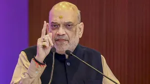 Amit Shah Leads Massive Bhabanipur Roadshow, Urges Fear-Free Voting And Backs Suvendu Adhikari Against TMC