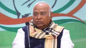 Mallikarjun Kharge Targets PM Modi: “59 Mentions Of Congress, Barely A Word On Women”