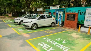 Delhi Draft Ev Policy 2026 Zero Road Tax On Evs Up To 30 Lakh Petrol Two Wheelers To End By 2028 8055163.html