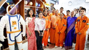 Rs 5 17 Crore Smart School Opened At Jan Bhavan In Lucknow Cm Yogi Urges Up To Replicate Model 8056379.html