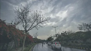 Delhi Records Coolest April Day In 11 Years As Rain And Winds Bring Relief 8052129.html