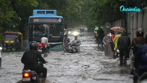 Rain Coming Soon Temperature Rises Again Rain And Thunderstorms Likely For Next 2 Days 8075477.html