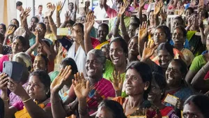 Magalir Urimai Thogai Update Tn Women To Get Rs 1500 As Vijay Govt Set To Hike Rs 500 In First Phas 8093437.html