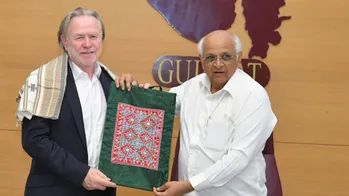 ડીકિન યુનિવર્સિટી ગિફ્ટ સિટી ખાતે સ્પોર્ટ્સ સ્ટડીઝ માટે સેન્ટર ઓફ એક્સેલન્સ સ્થાપશે