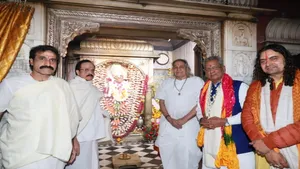 Rajasthan News: राजस्थान में भाजपा सरकार के गठन के साथ सक्रिय हुए ओम माथुर, आवास पर लगी मंत्रियों की कतार