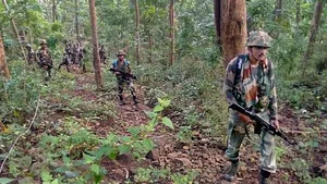 Chhattisgarh Naxalite Attack: सुकमा में नक्सलियों का IED ब्लास्ट, ट्रक को बनाया निशाना, CRPF के दो जवान शहीद