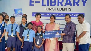गोवा में शिक्षा क्रांति की शुरुआत, केजरीवाल ने ई-लाइब्रेरी का उद्घाटन कर छात्रों को सौंपी डिजिटल ताकत