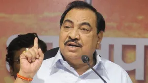 NCP SP नेता एकनाथ खडसे और उनकी बेटी की बढ़ी मुश्किल, जलगांव भूमि सौदे में धोखाधड़ी, जालसाजी का केस दर्ज 