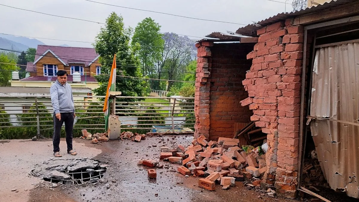 Operation Sindoor Timeline: पाकिस्तान की फायरिंग से पुंछ में गई 13 की जान,  सरकार ने बुलाई सर्वदलीय बैठक | Operation Sindoor Timeline 12 civilians and  1 soldier killed in Pak shelling in