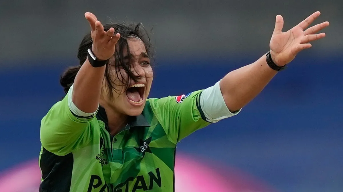 IND W vs PAK W: महामुकाबले से पहले पाकिस्तान को बड़ा झटका, चोटिल हुईं कप्तान, क्या खेलेंगी मैच?