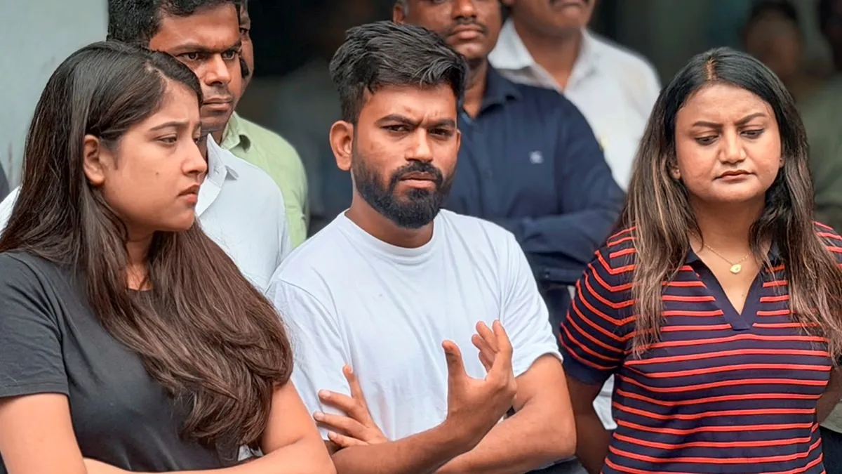 अब सारे ‘दिमागी नक्सल’ जुटाएगी CJP? अभिजीत दीपके के ‘कॉकरोच प्लान’ से क्या बढ़ेगी PM मोदी की मुश्किलें