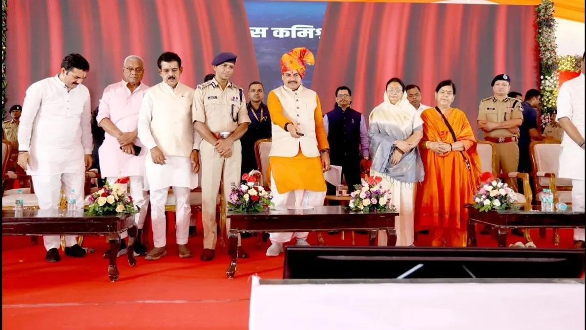 MP News: शस्त्र पूजन भारतीय संस्कृति, शौर्य और कर्तव्यनिष्ठा का प्रतीक : मुख्यमंत्री डॉ. मोहन यादव