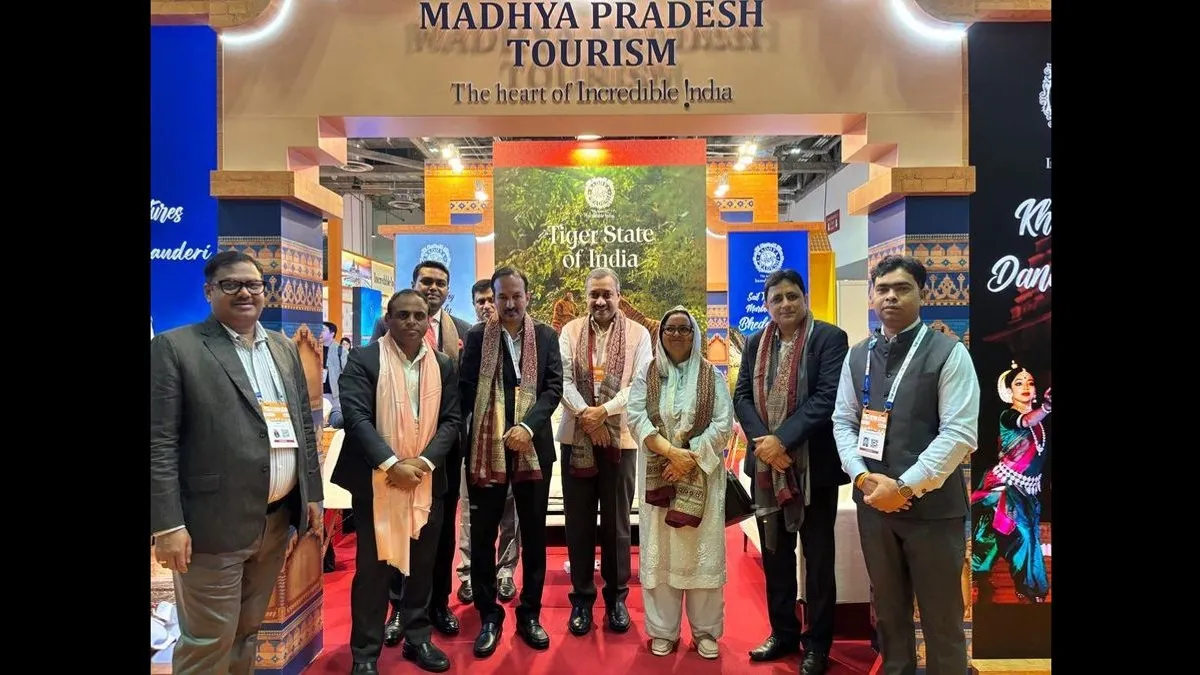 MP Tourism: सिंगापुर में ITB Asia 2026 में छाया मध्य प्रदेश पवेलियन, विरासत और गजक-रतलामी सेव ने खींचा ध्यान