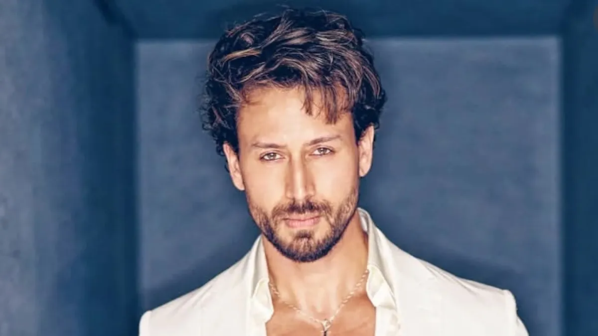 Tiger Shroff की फायरिंग घटना के बाद टीम का पहला बड़ा बयान, किसे दी गई वॉर्निंग? क्या है मामला?