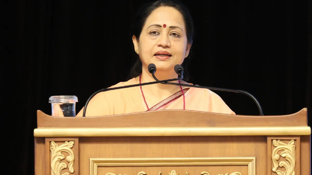 AI: ಕರ್ನಾಟಕದ ಗ್ರಾಮೀಣ ಭಾಗಕ್ಕೂ ಕೃತಕ ಬುದ್ಧಿಮತ್ತೆ ವಿಸ್ತರಣೆ: ಮುಖ್ಯ ಕಾರ್ಯದರ್ಶಿ ಡಾ. ಶಾಲಿನಿ ರಜನೀಶ್ ಹೇಳಿದ್ದೇನು