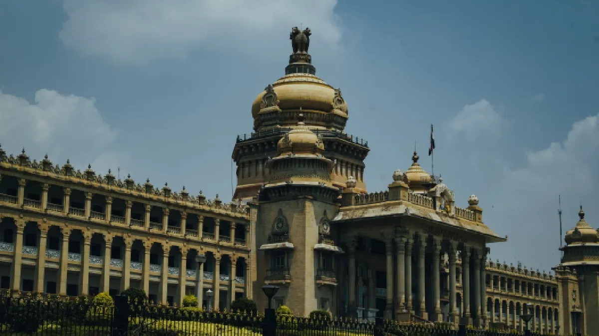 ಕರ್ನಾಟಕಕ್ಕೆ ಕೇಂದ್ರದಿಂದ ₹40,000 ಕೋಟಿಗೂ ಅಧಿಕ ಅನುದಾನ ಬಾಕಿ: ಒತ್ತಡ ಹೇರುವಂತೆ ಸಂಸದರಿಗೆ ಮನವಿ