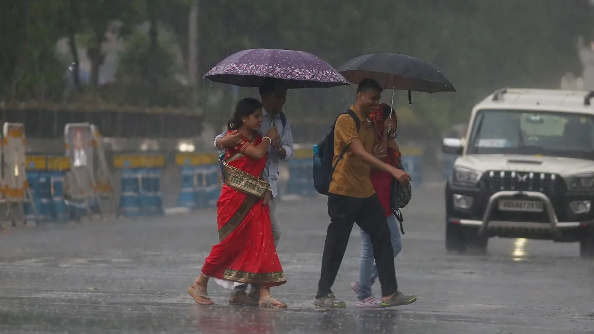 Karnataka Rain: ಮುಂಗಾರು ಆರ್ಭಟ, ಇಂದು ಈ ಜಿಲ್ಲೆಗಳಲ್ಲಿ ಭಾರಿ ಮಳೆ ಮುನ್ಸೂಚನೆ