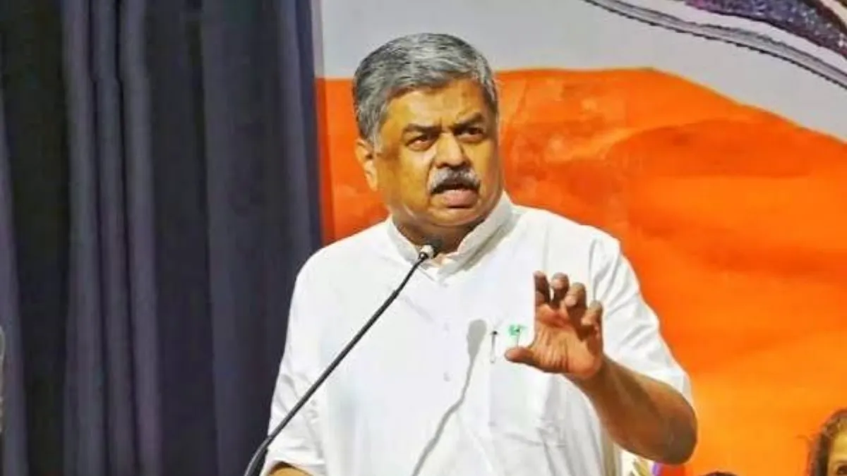 ಸ್ಪೀಕರ್, ಸಭಾಪತಿಗಳನ್ನು ಎಐಸಿಸಿ ಆಯ್ಕೆಗೆ ಬಿಜೆಪಿ ಟೀಕೆ: ಬಿ ಕೆ ಹರಿಪ್ರಸಾದ್‌ ವಾಗ್ದಾಳಿ