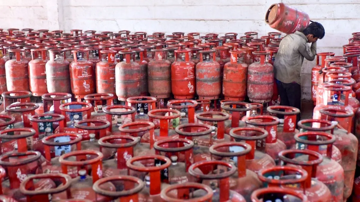 LPG: ಎಲ್‌ಪಿಜಿ ಬಳಕೆದಾರರು ಇಂದೇ ಈ ಕೆಲ್ಸ ಮಾಡದಿದ್ರೆ ಸಮಸ್ಯೆ ಕಟ್ಟಿಟ್ಟ ಬುತ್ತಿ