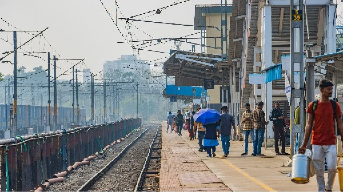 Mangaluru Railway: ಕರಾವಳಿ ಕನ್ನಡಿಗರ ಹಕ್ಕುಗಳನ್ನು ಪ್ರಶ್ನಿಸುವುದನ್ನು ಕೇರಳ ನಿಲ್ಲಿಸಲಿ ಎಂದ ಬಿ.ವೈ ವಿಜಯೇಂದ್ರ