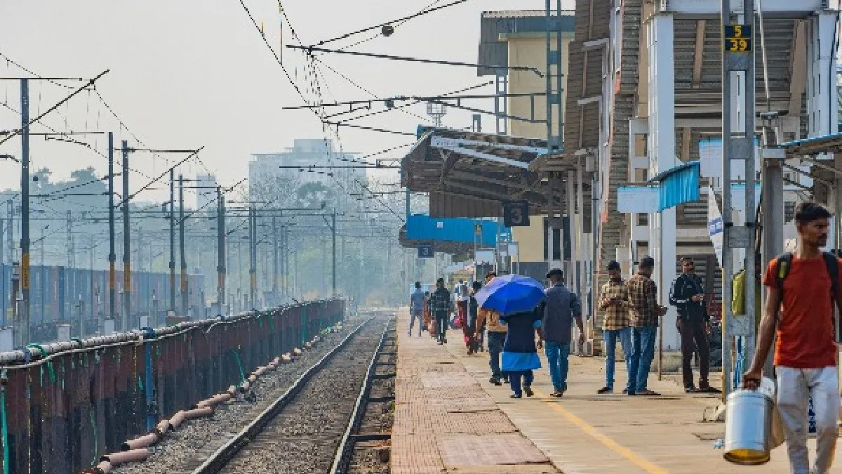 Mangaluru Railway: ಮಂಗಳೂರು ರೈಲ್ವೆ ವಿಚಾರದಲ್ಲಿ ಕೇರಳ ಕಿರಿಕ್: ಕರ್ನಾಟಕದ ರಾಜಕೀಯ ನಾಯಕರ ಮೌನಕ್ಕೆ ಕರವೇ ಆಕ್ರೋಶ
