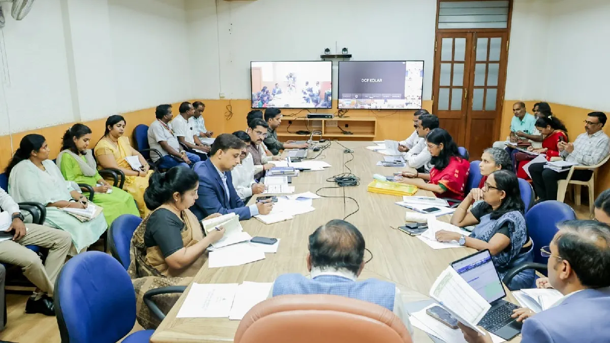 Property: ಕರ್ನಾಟಕದ ಪ್ರತಿ ಜಿಲ್ಲೆಯಲ್ಲಿ ಕನಿಷ್ಠ 50,000 ನಿವೇಶನಗಳಿಗೆ ಸಾಕಾಗುವಷ್ಟು ಭೂಮಿ ಪರಿಶೀಲನೆ: ಜಿ. ಪರಮೇಶ್ವರ್