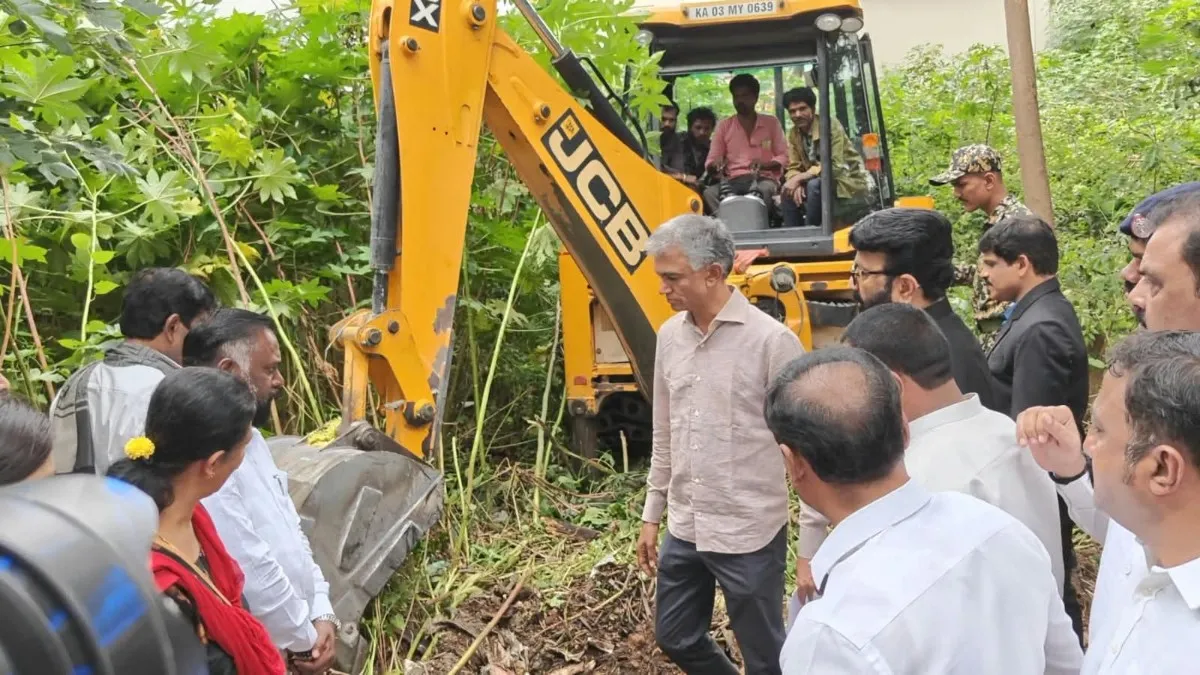 Property: ಖಾಲಿ ನಿವೇಶನ ಮಾಲೀಕರಿಗೆ ವಾರ್ನಿಂಗ್: ಸ್ವಚ್ಛತಾ ವೆಚ್ಚ ಆಸ್ತಿ ತೆರಿಗೆ ಮೂಲಕ ವಸೂಲಿ!
