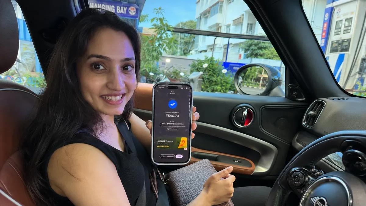 Vaishnavi Gowda Bargain; ಇದೇನು ತರಕಾರಿ ಅಂಗಡಿ ಅಂದುಕೊಂಡ್ಯಾ? ಪೆಟ್ರೋಲ್‌ ಬಂಕ್‌ನಲ್ಲೇ ಚೌಕಾಸಿಗಿಳಿದ ವೈಷ್ಣವಿ ಕಾಲೆಳೆದ ಪತಿ