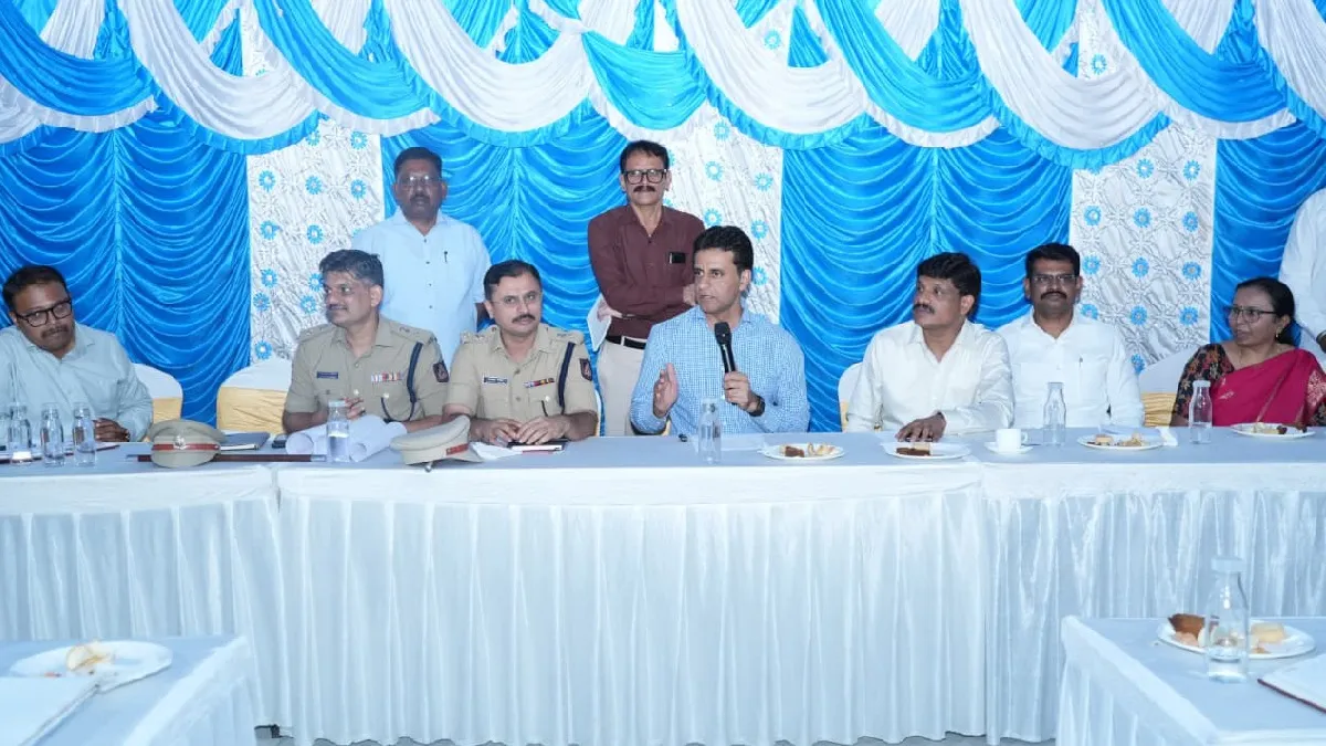 Ganesh Festival: ಹಲಸೂರು ಕೆರೆಯಲ್ಲಿ ಗಣೇಶ ಮೂರ್ತಿಗಳ ವಿಸರ್ಜನೆಯ ಸಿದ್ಧತೆ, ಸಚಿವ ರಿಜ್ವಾನ್ ಹರ್ಷದ್ ಮಹತ್ವದ ಸೂಚನೆ!