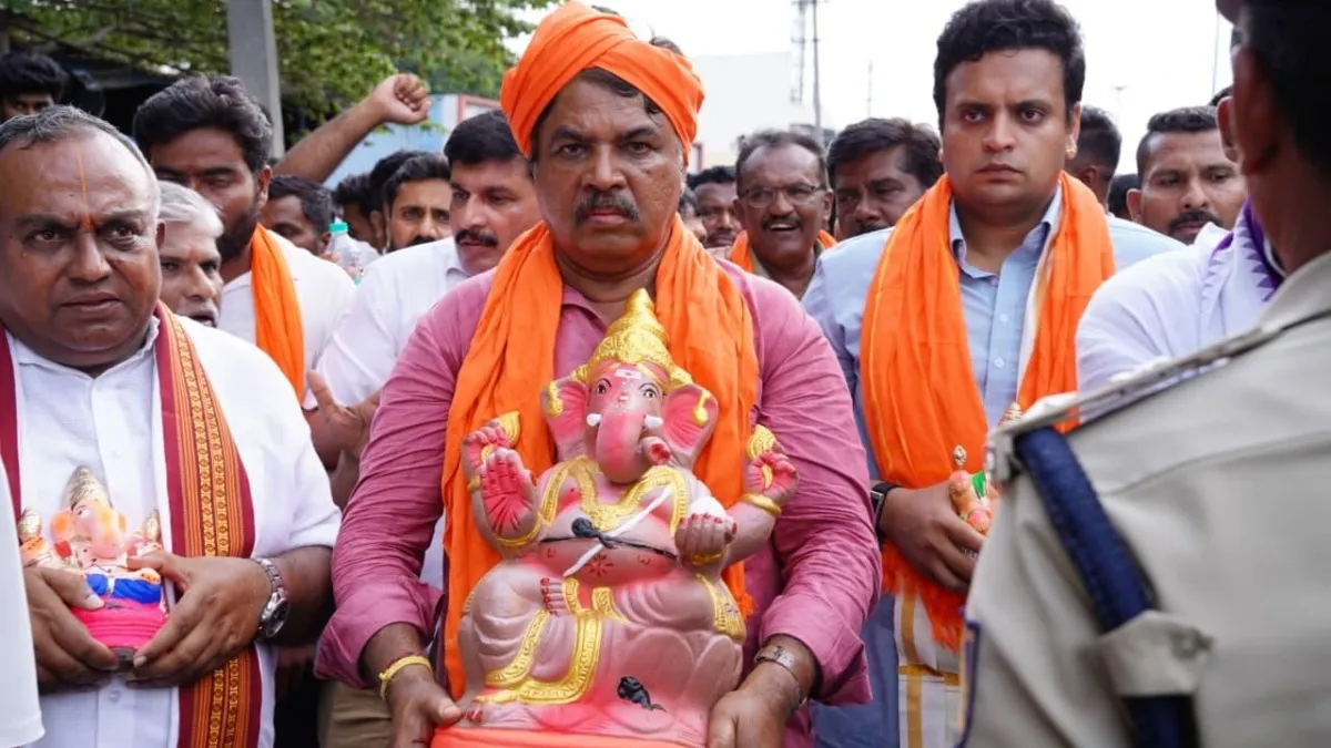 ಗಣೇಶ ಭಕ್ತರಿಗೆ ಖಾಕಿ ಧಮಕಿ ಆರೋಪ, ಪೊಲೀಸರ ಗ್ರಹಚಾರ ಬಿಡಿಸುತ್ತೇವೆ; ಆರ್.ಅಶೋಕ್