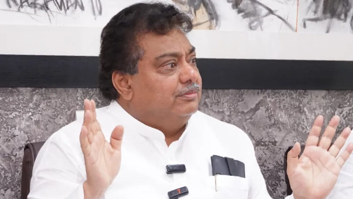 Vijayapura SIR: ಮತದಾರರ ಹೆಸರು ಅಳಿಸಲು Form-7 ಅರ್ಜಿ ಸಲ್ಲಿಕೆ ಆರೋಪ: ಸ್ಫೋಟಕ ಮಾಹಿತಿ ಹಂಚಿಕೊಂಡ ಸಚಿವ ಎಂ.ಬಿ. ಪಾಟೀಲ್