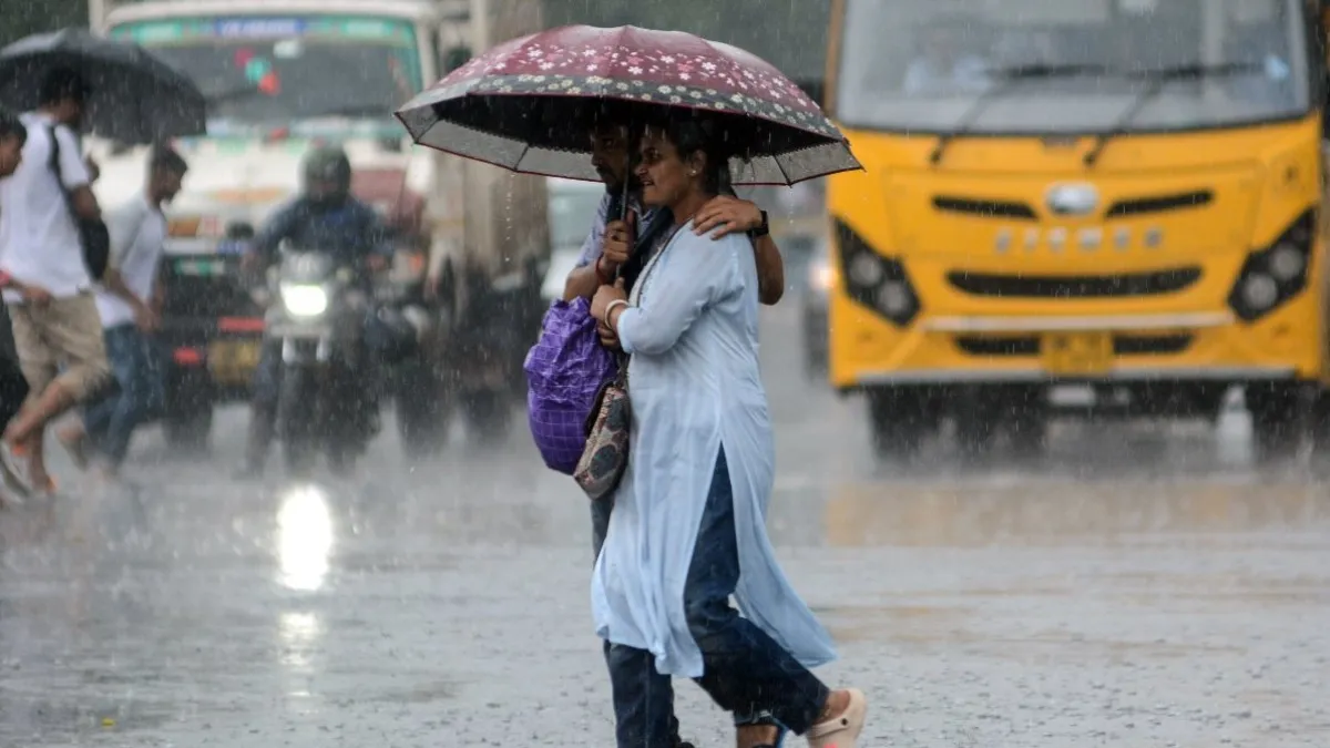 Karnataka Rains: ರಾಜ್ಯ ಈ ಜಿಲ್ಲೆಗಳಲ್ಲಿ ಅಕ್ಟೋಬರ್ 21ರ ವರೆಗೆ ಭಾರಿ ಮಳೆ ಮುನ್ಸೂಚನೆ
