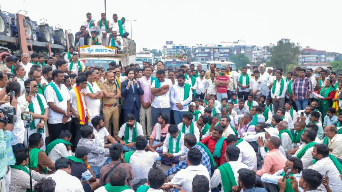 Sugarcane Farmers: ಕಬ್ಬು ಬೆಳೆಗಾರರ ಸಮಸ್ಯೆಗೆ ಕಾಂಗ್ರೆಸ್ ಸರ್ಕಾರವೇ ಹೊಣೆ; ಮೊದಲು SAP ಘೋಷಿಸಲಿ ಎಂದ ಬಿಜೆಪಿ ನಾಯಕರು!
