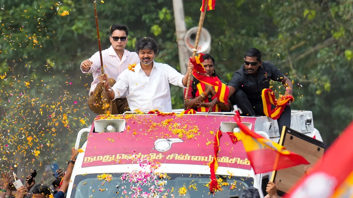 Vijay: ತಮಿಳುನಾಡಿನಲ್ಲಿ ಮತ್ತೆ ಚುನಾವಣೆ; ಮಹತ್ವದ ಟ್ವೀಟ್ ಮಾಡಿದ ವಿಜಯ್, "ನಿಮ್ಮ ಚಿನ್ನದ ಮತ ನಮಗೇ ಕೊಡಿ'!