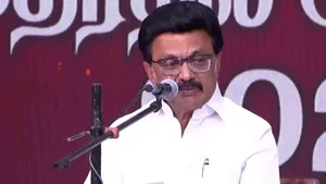 சிக்சர் அடித்த ஸ்டாலின்.. இந்தியாவிலேயே முதன்முறை! பெண்களுக்காக ஸ்டாலின் கொண்டு வரும் மெகா திட்டம்!