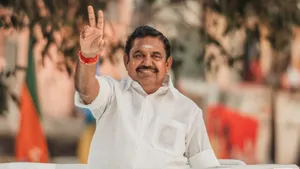 கிளைச் செயலாளர் to தமிழ்நாட்டின் முதலமைச்சர்.. எடப்பாடி பழனிசாமியின் எழுச்சி.. இதுதான் அதிமுக!