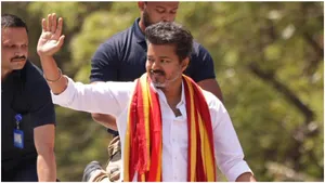 என்.ஆர்.காங்கிரஸ் - பாஜக கூட்டணி ஒரு சோர்ந்துபோன கூட்டணி.. புதுச்சேரியில் விஜய் பிரச்சாரம்! 