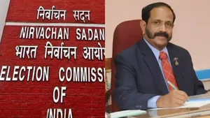 காக்கிச் சட்டை டூ எம்.எல்.ஏ..! தேர்தல் ஆணையம் அதிகாரிகளை அதிரடியாக மாற்றுவது ஏன் தெரியுமா?