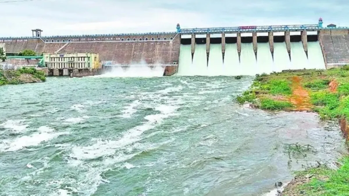 விவசாயிகள் போராட்டத்துக்கு பணிந்த அரசு! பவானிசாகர் அணையில் இருந்து கீழ்பவானி கால்வாயில் நீர் திறப்பு