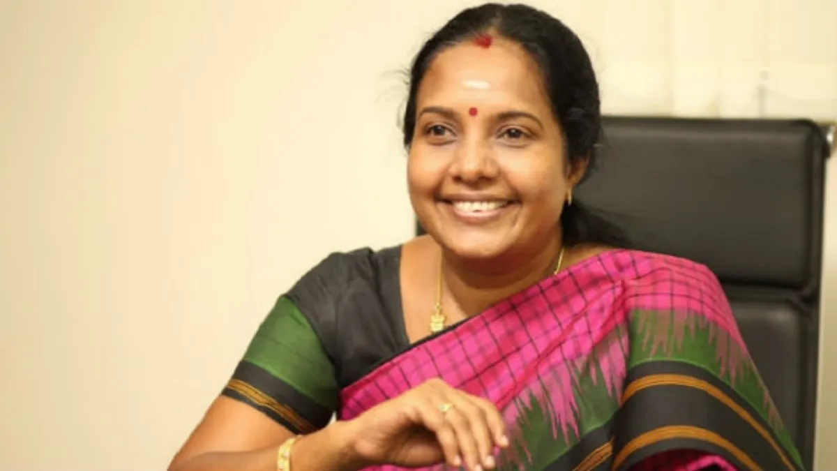 தமிழக பாஜகவுக்கு புதிய தலைவர்? வானதி சீனிவாசனை தேர்வு செய்ய டெல்லி தலைமை திட்டம்?