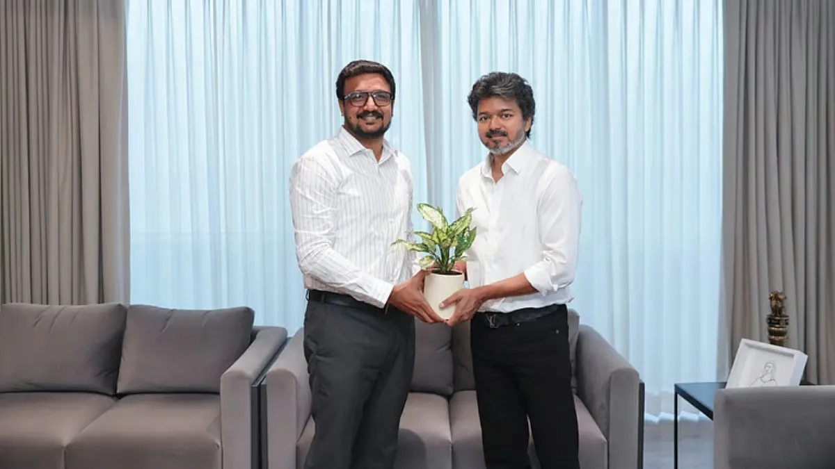 விஜயபாஸ்கரை கண்டுக்காத விஜய்.. சிங்கை ராமச்சந்திரனை மட்டும் நேரடியாக சந்தித்தது ஏன்? தவெக திட்டம்!